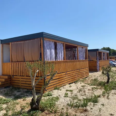 Holiday home Mobile Lara Drage